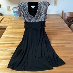 London Times size 6 dress